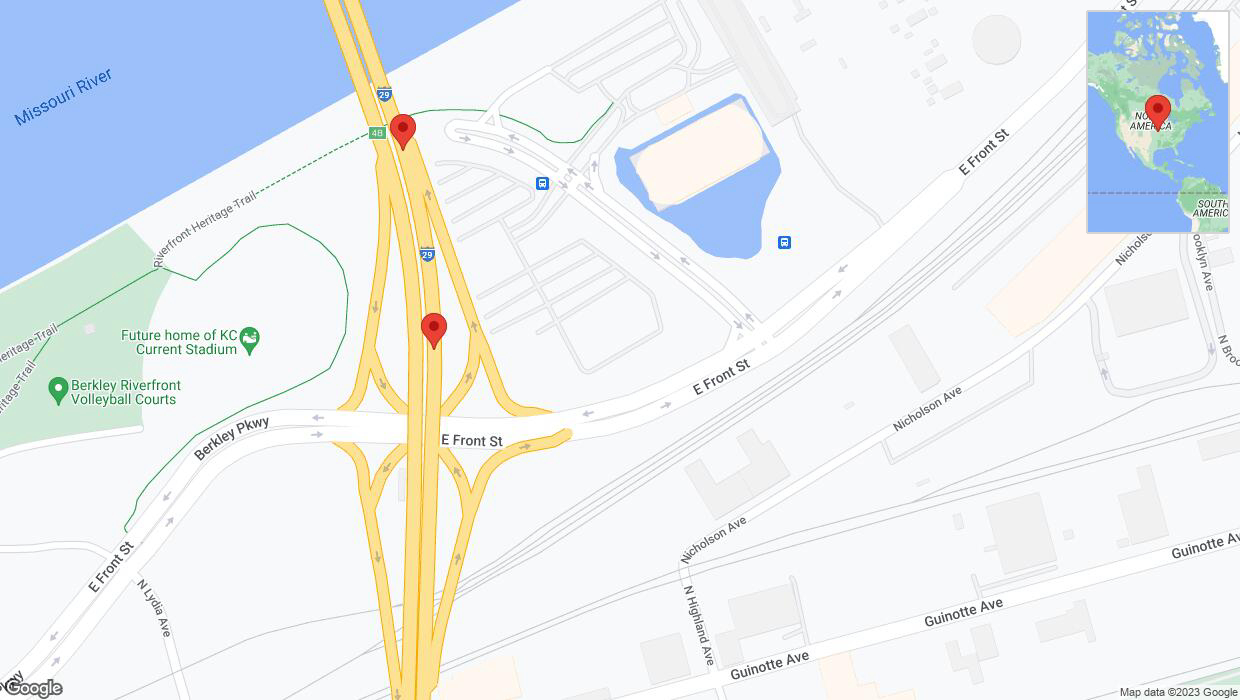 A detailed map that shows the affected road due to 'Broken down vehicle on northbound I-29/I-35 in Kansas City' on October 3rd at 5:08 p.m.
