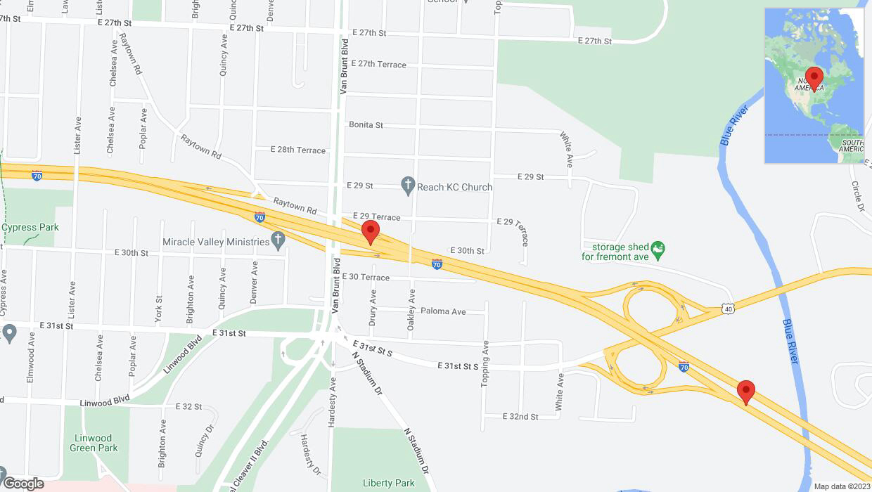 A detailed map that shows the affected road due to 'Warning in Kansas City: Crash reported on eastbound I-70' on October 7th at 8:35 p.m.