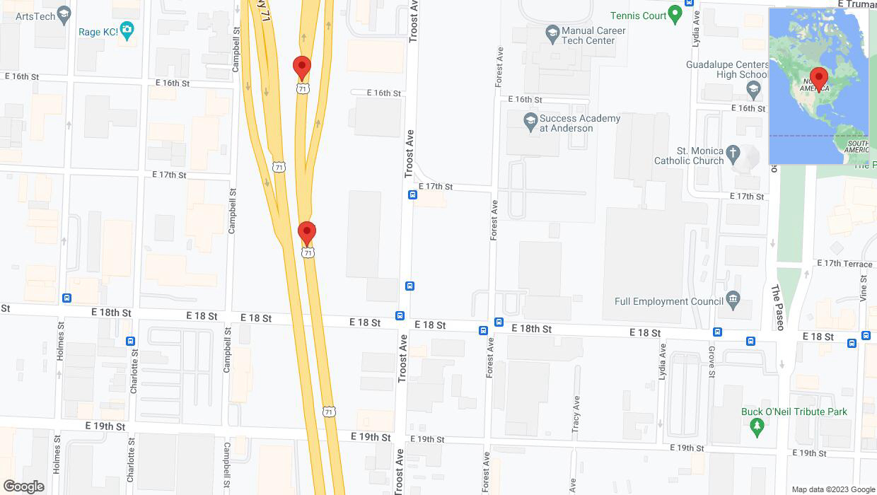 A detailed map that shows the affected road due to 'Broken down vehicle on northbound US-71 in Kansas City' on October 10th at 7:34 p.m.