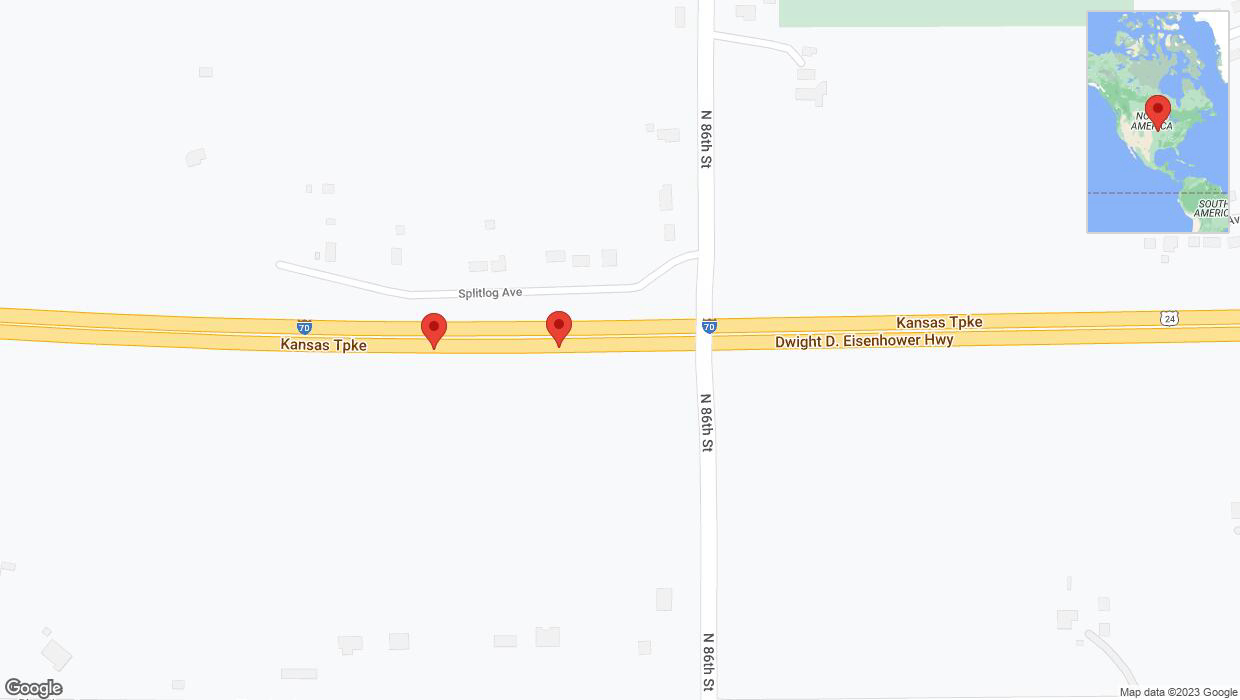 A detailed map that shows the affected road due to 'Broken down vehicle on eastbound I-70 in Kansas City' on October 13th at 4:33 p.m.