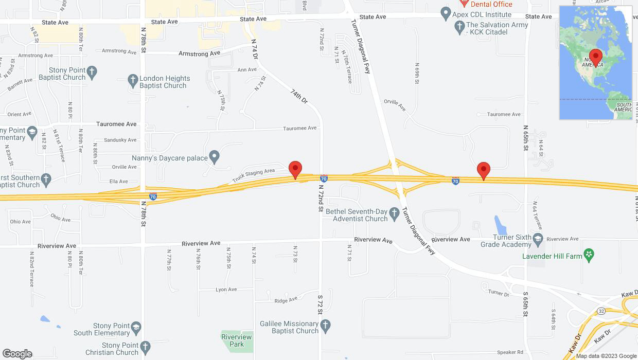 A detailed map that shows the affected road due to 'Warning: Crash on eastbound I-70 in Kansas City' on October 25th at 5 p.m.