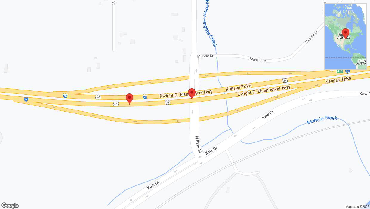 A detailed map that shows the affected road due to 'Broken down vehicle on eastbound I-70 in Kansas City' on October 27th at 8:18 p.m.