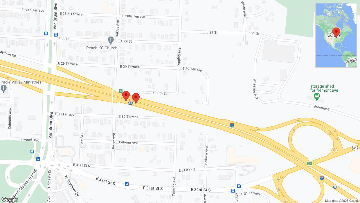 A detailed map that shows the affected road due to 'Broken down vehicle on eastbound I-70 in Kansas City' on October 27th at 11:36 p.m.