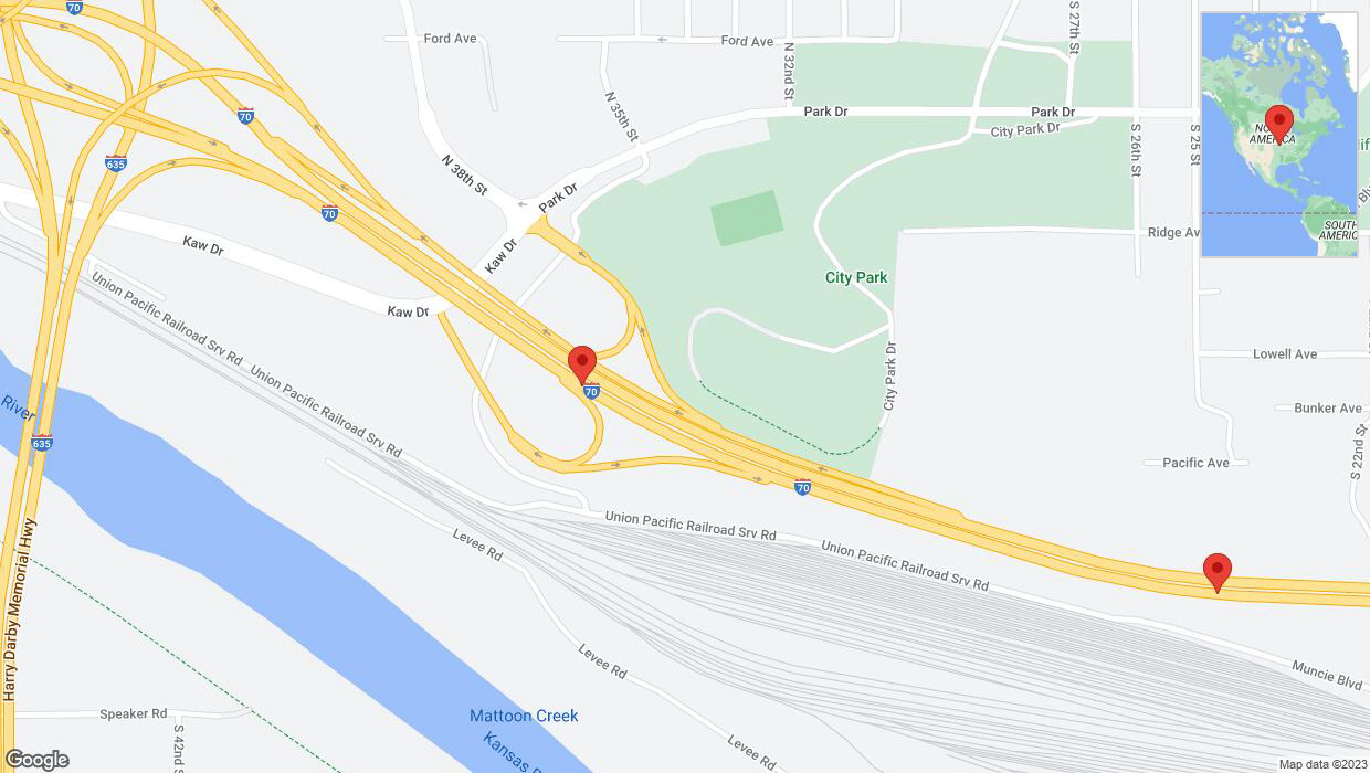 A detailed map that shows the affected road due to 'Warning: Crash on eastbound I-70 in Kansas City' on October 28th at 7:30 p.m.