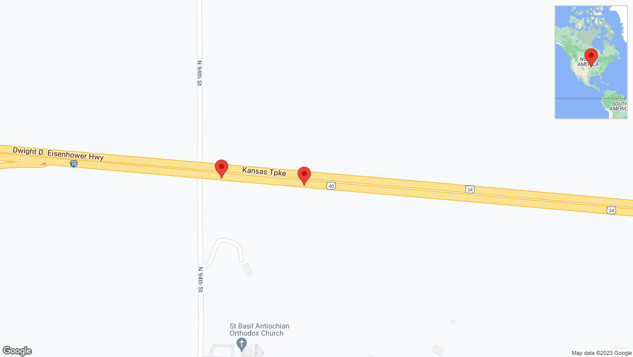 A detailed map that shows the affected road due to 'Broken down vehicle on eastbound I-70 in Kansas City' on October 31st at 6:42 p.m.