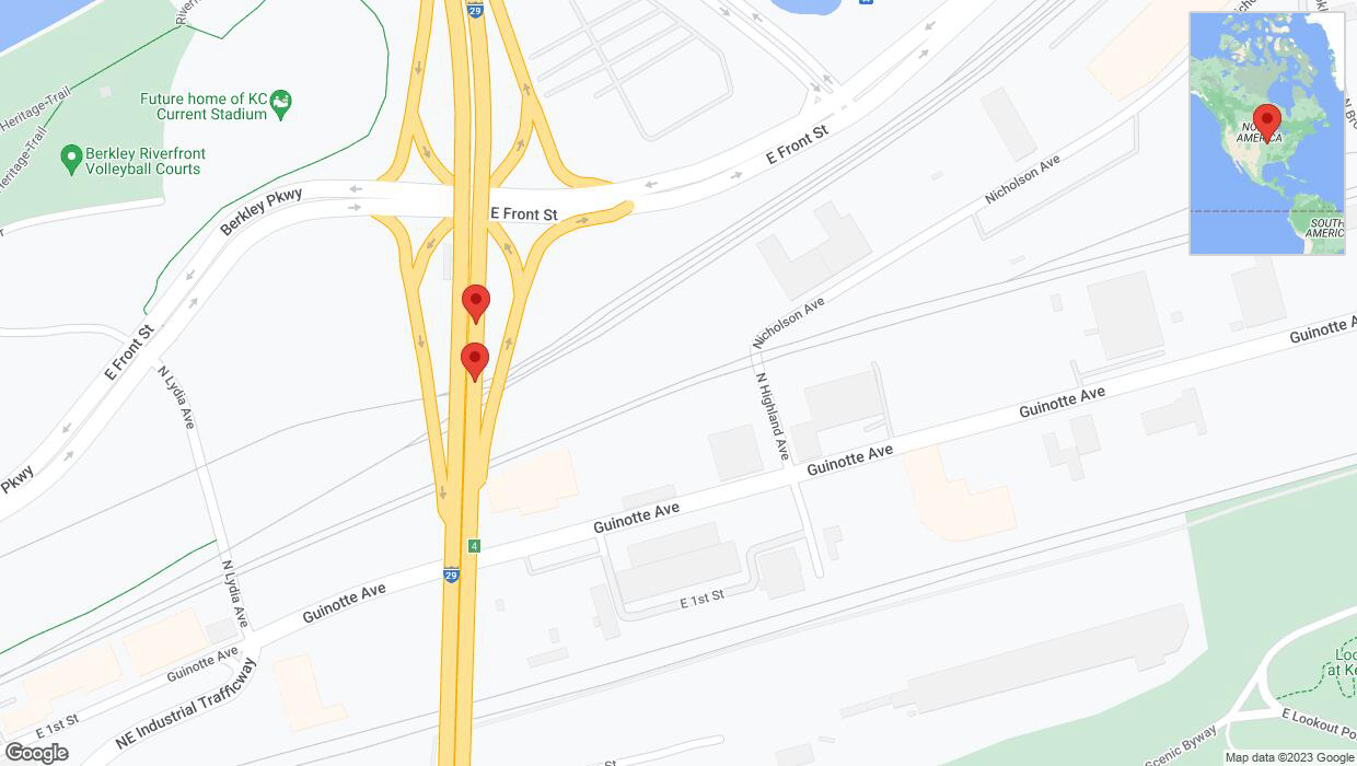 A detailed map that shows the affected road due to 'Broken down vehicle on northbound I-29/I-35 in Kansas City' on October 31st at 5:36 p.m.
