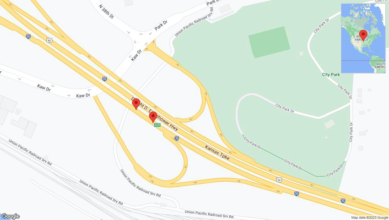 A detailed map that shows the affected road due to 'Broken down vehicle on eastbound I-70 in Kansas City' on November 10th at 8:07 p.m.