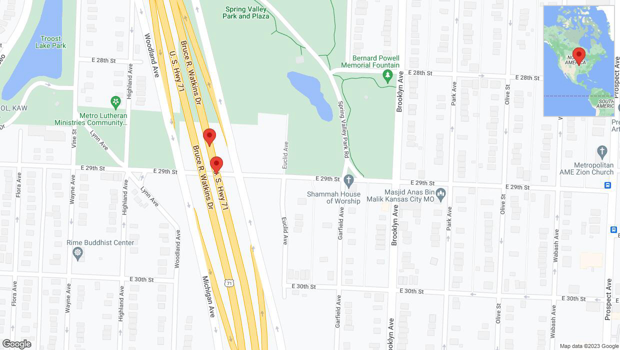 A detailed map that shows the affected road due to 'Broken down vehicle on northbound US-71 in Kansas City' on November 17th at 11:55 p.m.