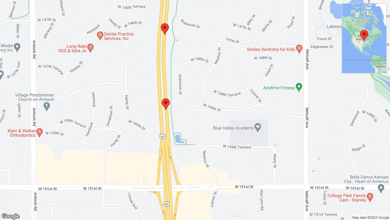 A detailed map that shows the affected road due to 'Broken down vehicle on northbound US-69 in Overland Park' on November 30th at 2:19 p.m.
