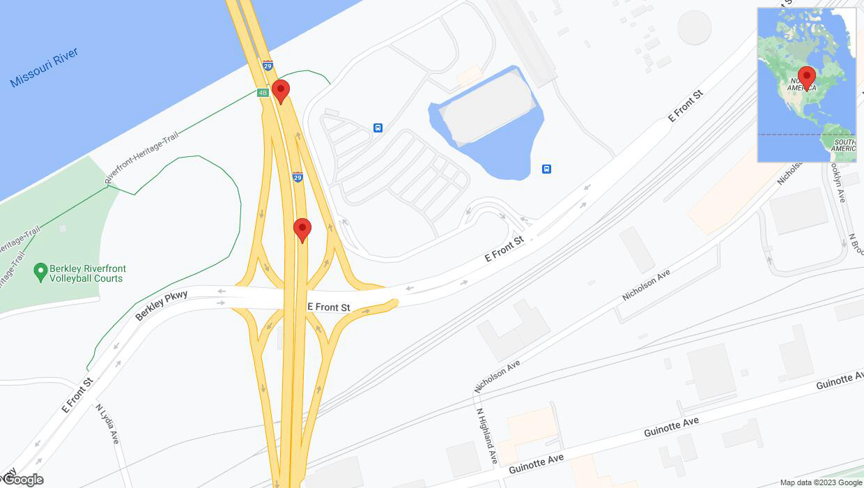 A detailed map that shows the affected road due to 'Broken down vehicle on northbound I-29/I-35 in Kansas City' on December 17th at 1:43 p.m.