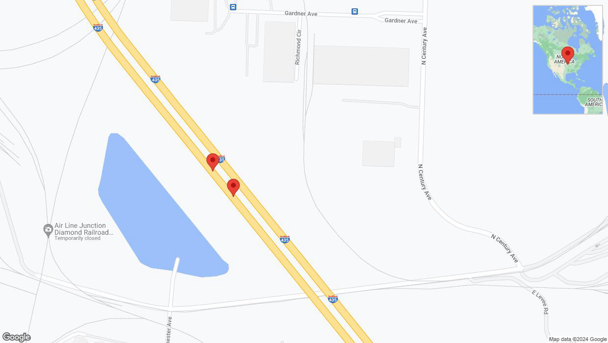 A detailed map that shows the affected road due to 'Broken down vehicle on southbound I-435 in Kansas City' on December 31st at 8:08 p.m.