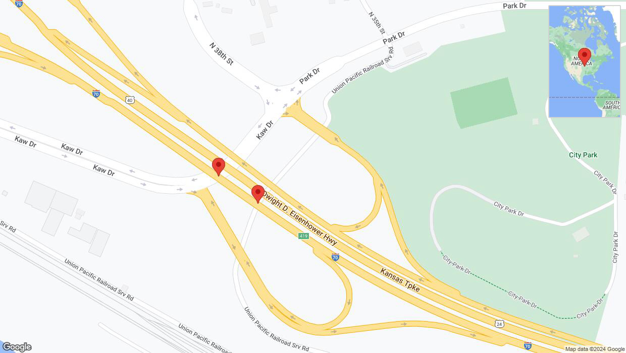 A detailed map that shows the affected road due to 'Broken down vehicle on eastbound I-70 in Kansas City' on January 7th at 3:02 p.m.