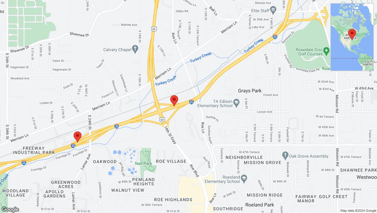 A detailed map that shows the affected road due to 'Warning: Crash on southbound I-35 in Kansas City' on May 23rd at 8:21 a.m.