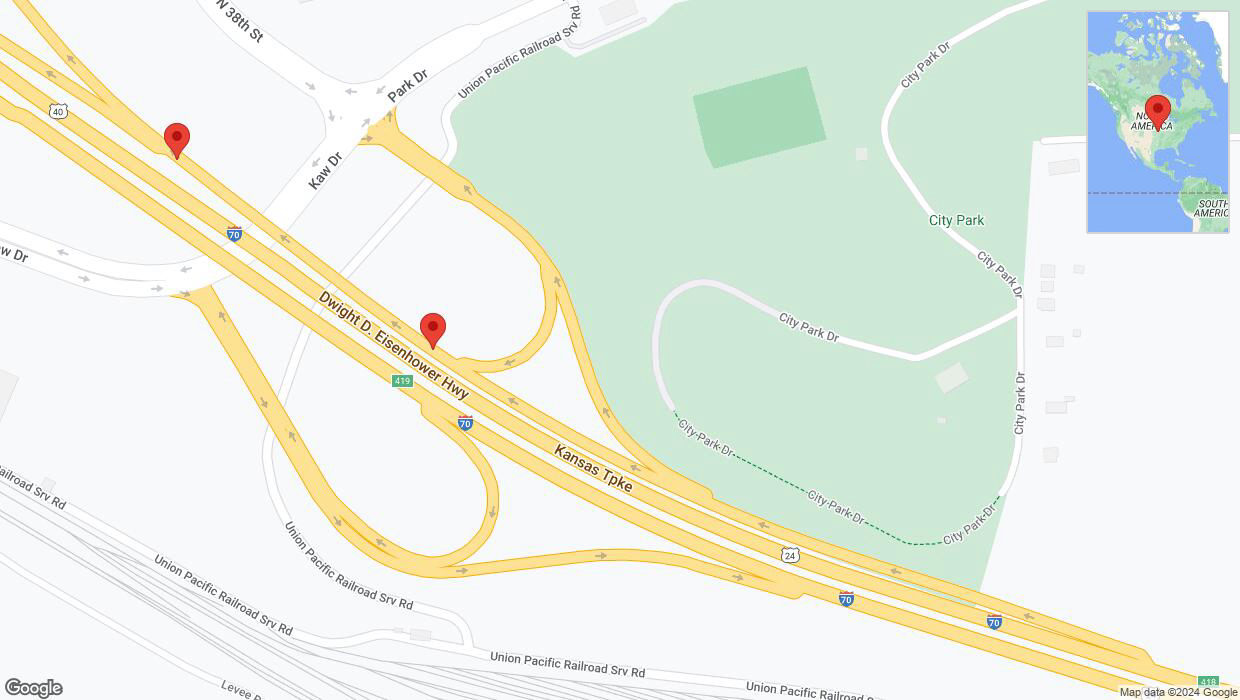 A detailed map that shows the affected road due to 'Warning in Kansas City: Crash reported' on June 9th at 7:56 p.m.