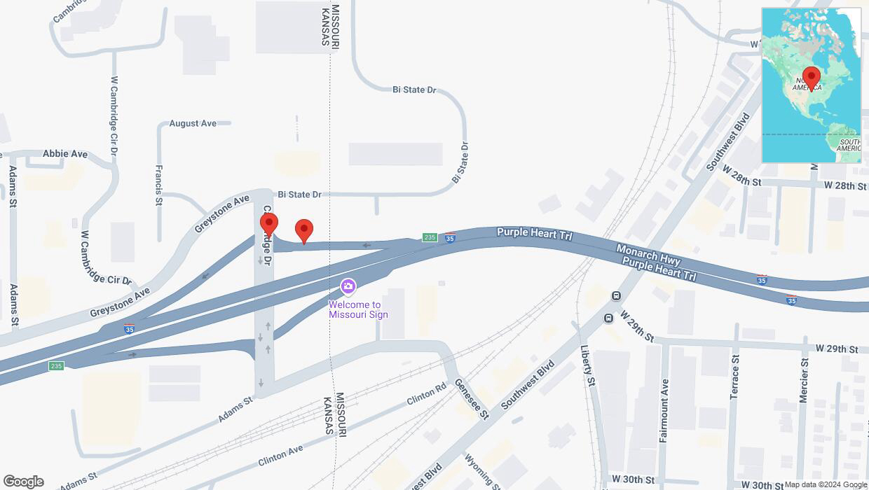 A detailed map that shows the affected road due to 'Broken down vehicle on East Cambridge Circle Drive in Kansas City' on October 18th at 1:34 p.m.