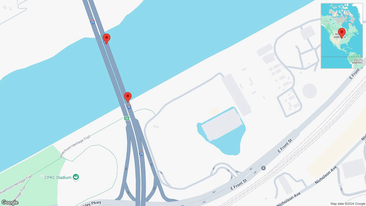 A detailed map that shows the affected road due to 'Broken down vehicle on northbound I-29/I-35 in Kansas City' on October 29th at 5:17 p.m.