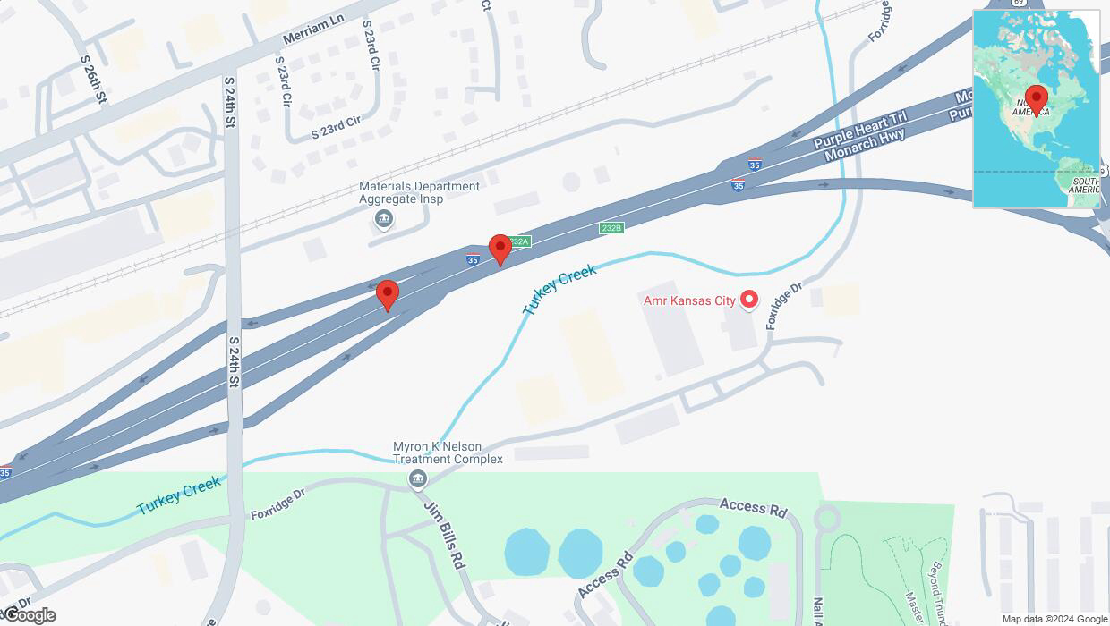 A detailed map that shows the affected road due to 'Crash reported on northbound I-35 in Kansas City' on October 30th at 8:59 p.m.