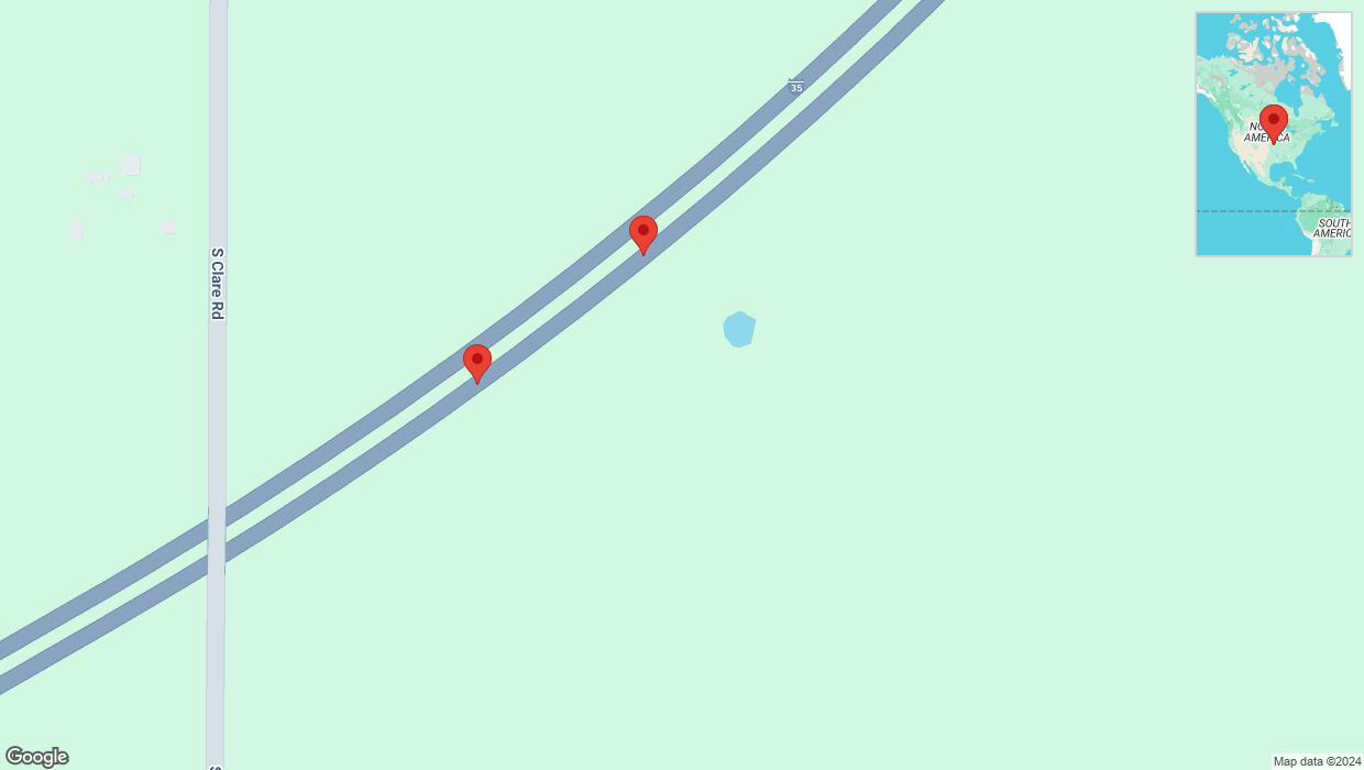 A detailed map that shows the affected road due to 'Broken down vehicle on eastbound I-35 in Gardner' on November 7th at 9:11 p.m.