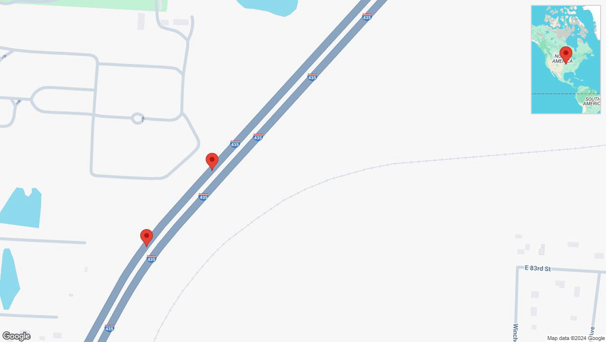 A detailed map that shows the affected road due to 'Broken down vehicle on southbound I-435 in Kansas City' on November 9th at 9:41 p.m.