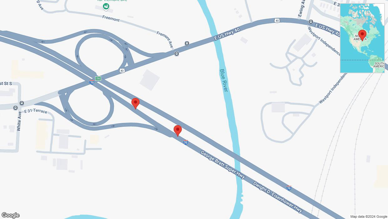 A detailed map that shows the affected road due to 'Broken down vehicle on eastbound I-70 in Kansas City' on November 12th at 9:40 p.m.
