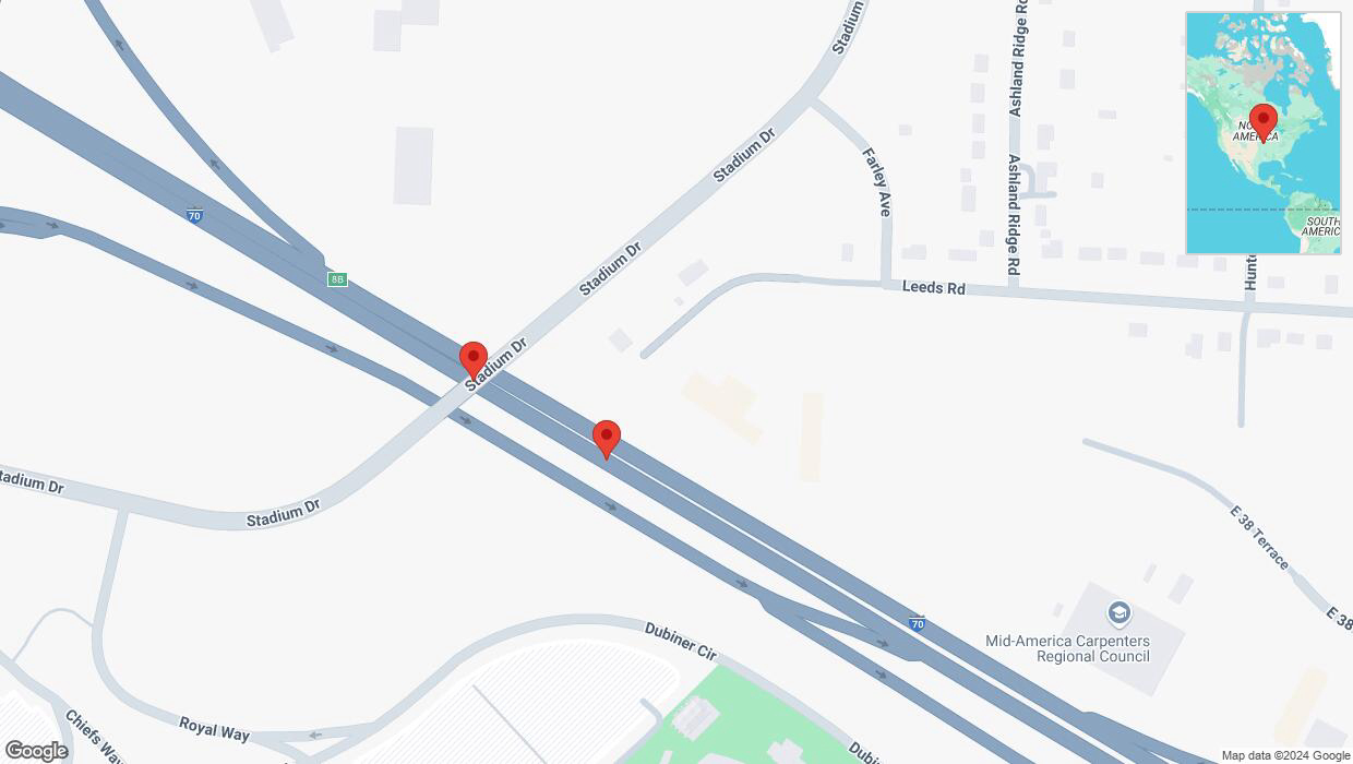 A detailed map that shows the affected road due to 'Broken down vehicle on eastbound I-70 in Kansas City' on November 29th at 7:18 p.m.