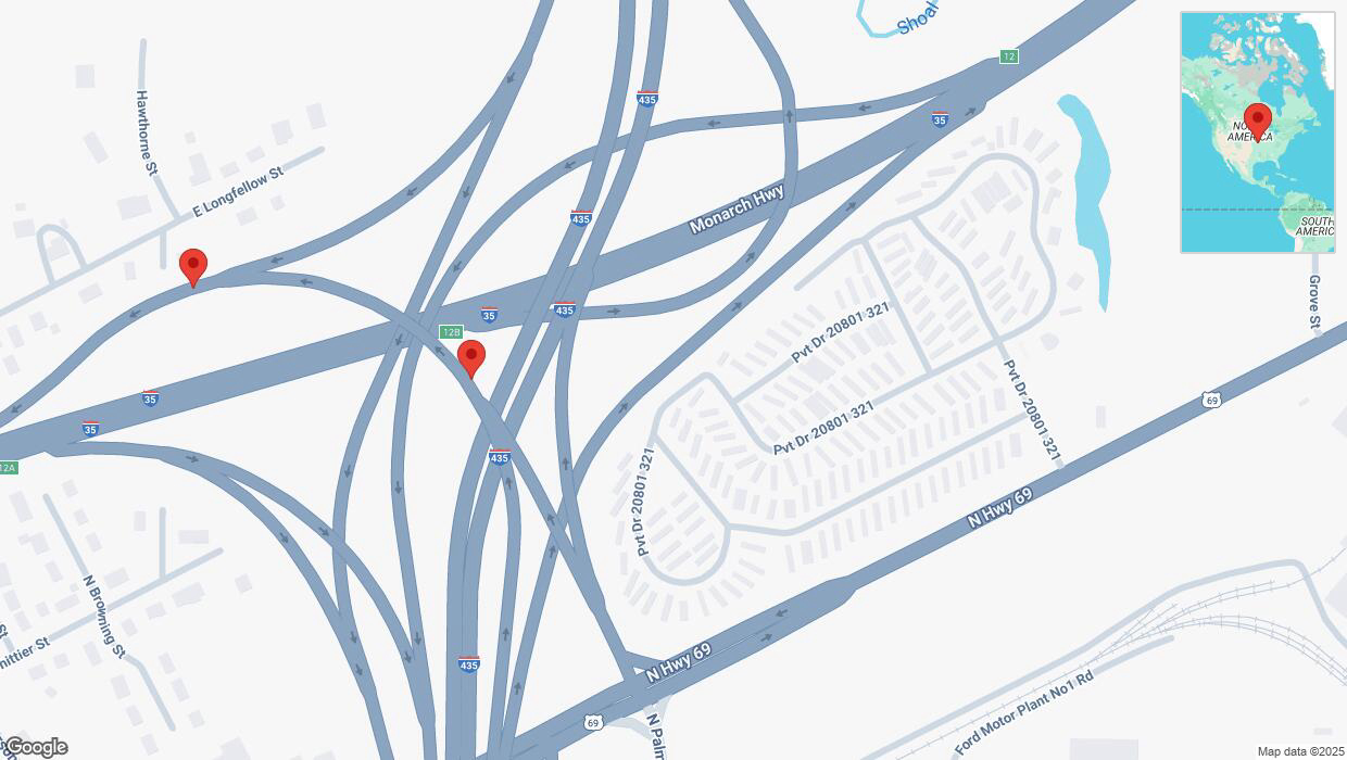 A detailed map that shows the affected road due to 'Interstate 435 closed in Claycomo' on January 4th at 10:04 p.m.