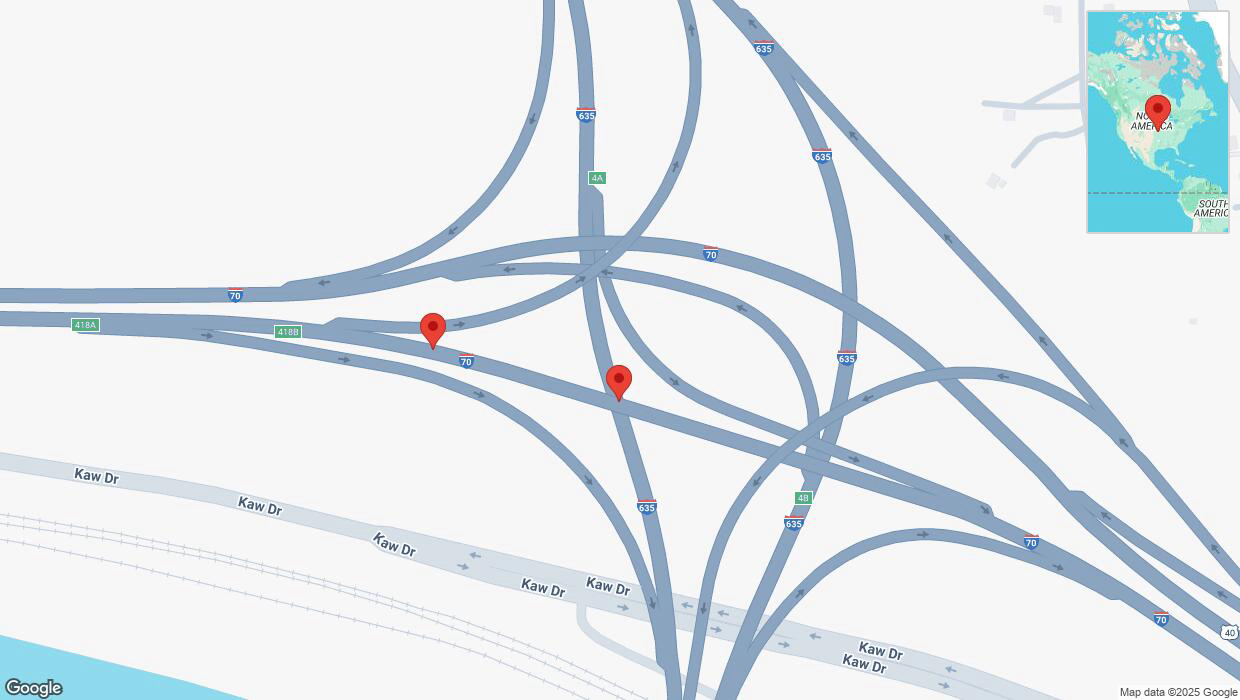 A detailed map that shows the affected road due to 'Warning in Kansas City: Crash reported on eastbound I-70' on January 28th at 4:46 p.m.