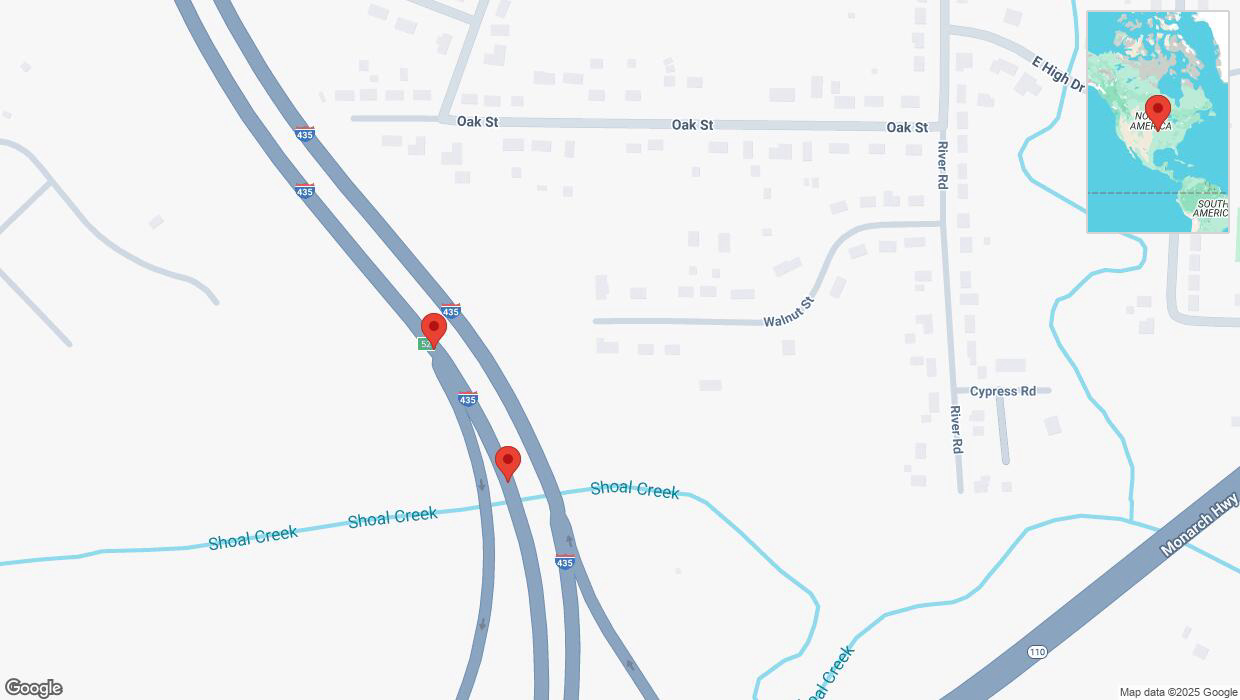 A detailed map that shows the affected road due to 'Broken down vehicle on southbound I-435 in Pleasant Valley' on January 28th at 5:44 p.m.