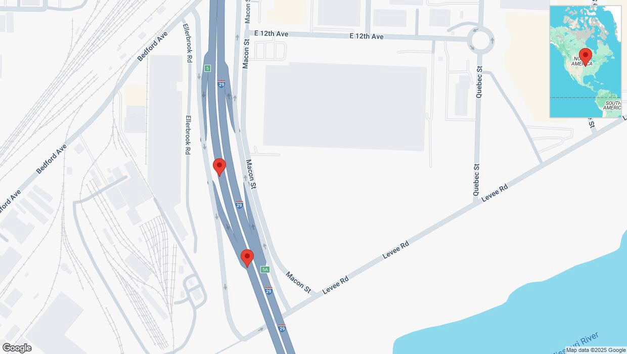 A detailed map that shows the affected road due to 'Broken down vehicle on southbound I-29/I-35 in North Kansas City' on February 17th at 6:27 p.m.