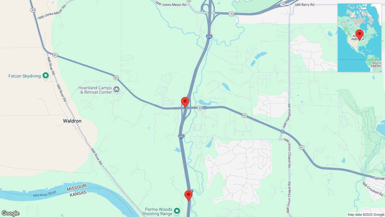 A detailed map that shows the affected road due to 'Heavy snowfall on southbound I-435 in Parkville' on February 17th at 9:33 p.m.