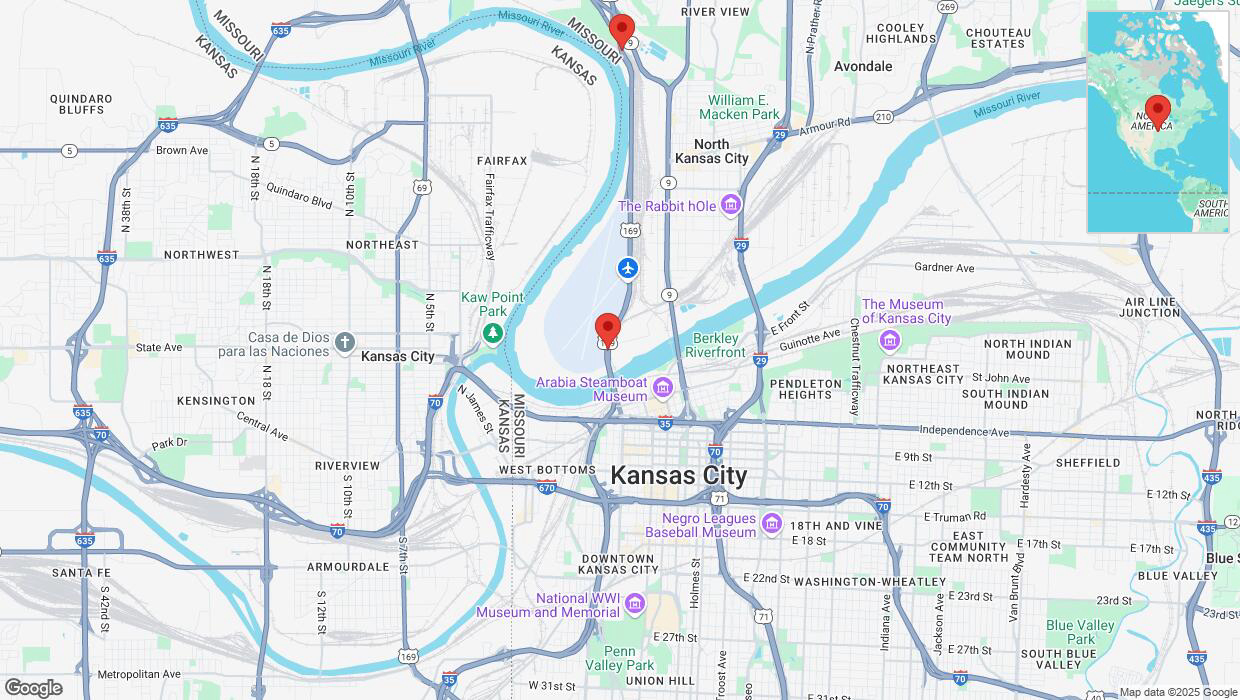 A detailed map that shows the affected road due to 'Heavy snowfall on northbound US-169 North in Kansas City' on February 17th at 10:03 p.m.