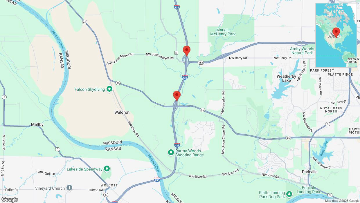A detailed map that shows the affected road due to 'Heavy snowfall on northbound I-435 in Parkville' on February 17th at 10:20 p.m.