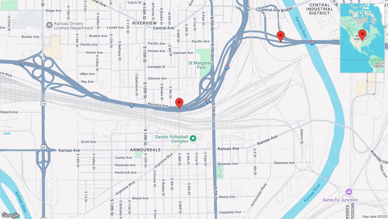 A detailed map that shows the affected road due to 'Heavy snowfall on eastbound I-670 in Kansas City' on February 17th at 10:20 p.m.