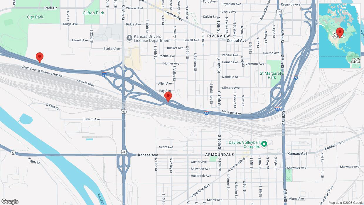 A detailed map that shows the affected road due to 'Heavy snowfall on westbound I-70 in Kansas City' on February 17th at 10:43 p.m.