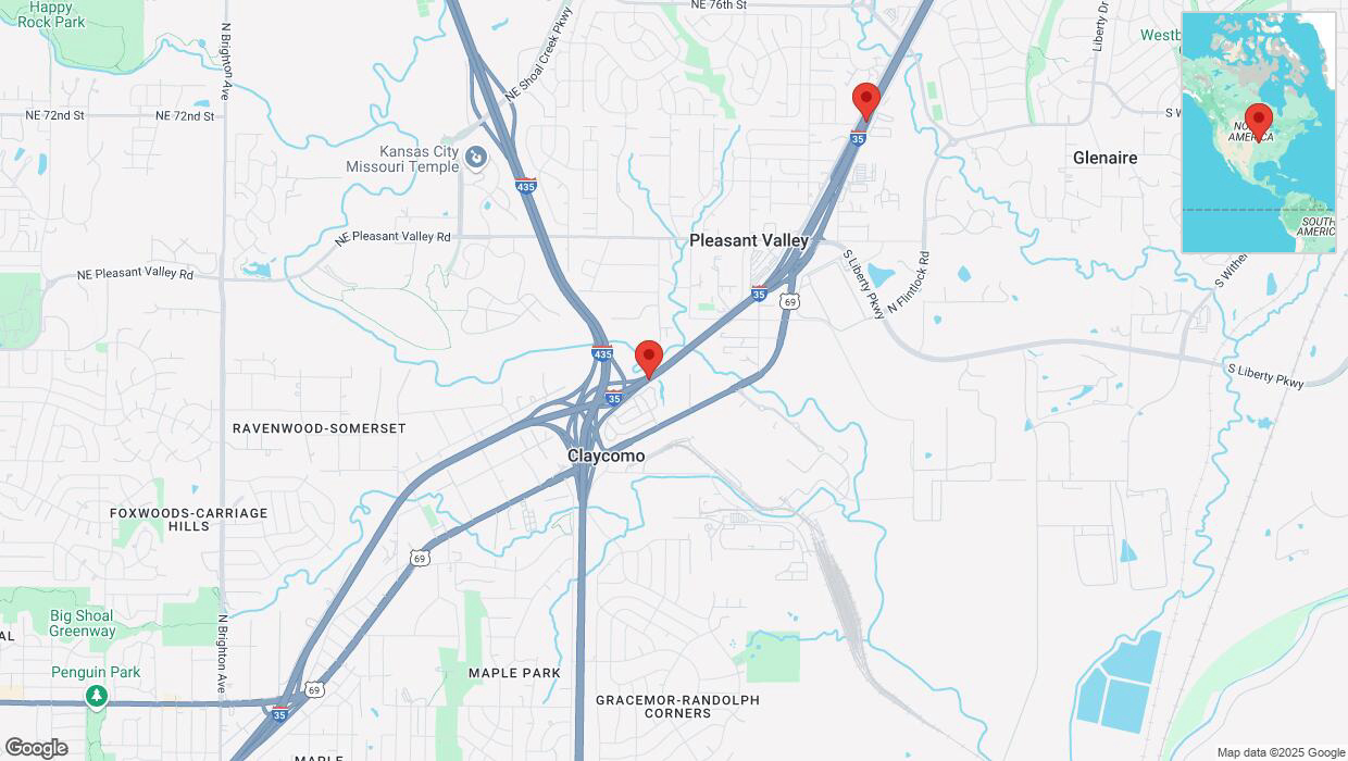 A detailed map that shows the affected road due to 'Heavy snowfall on northbound I-35 in Liberty' on February 17th at 11:20 p.m.