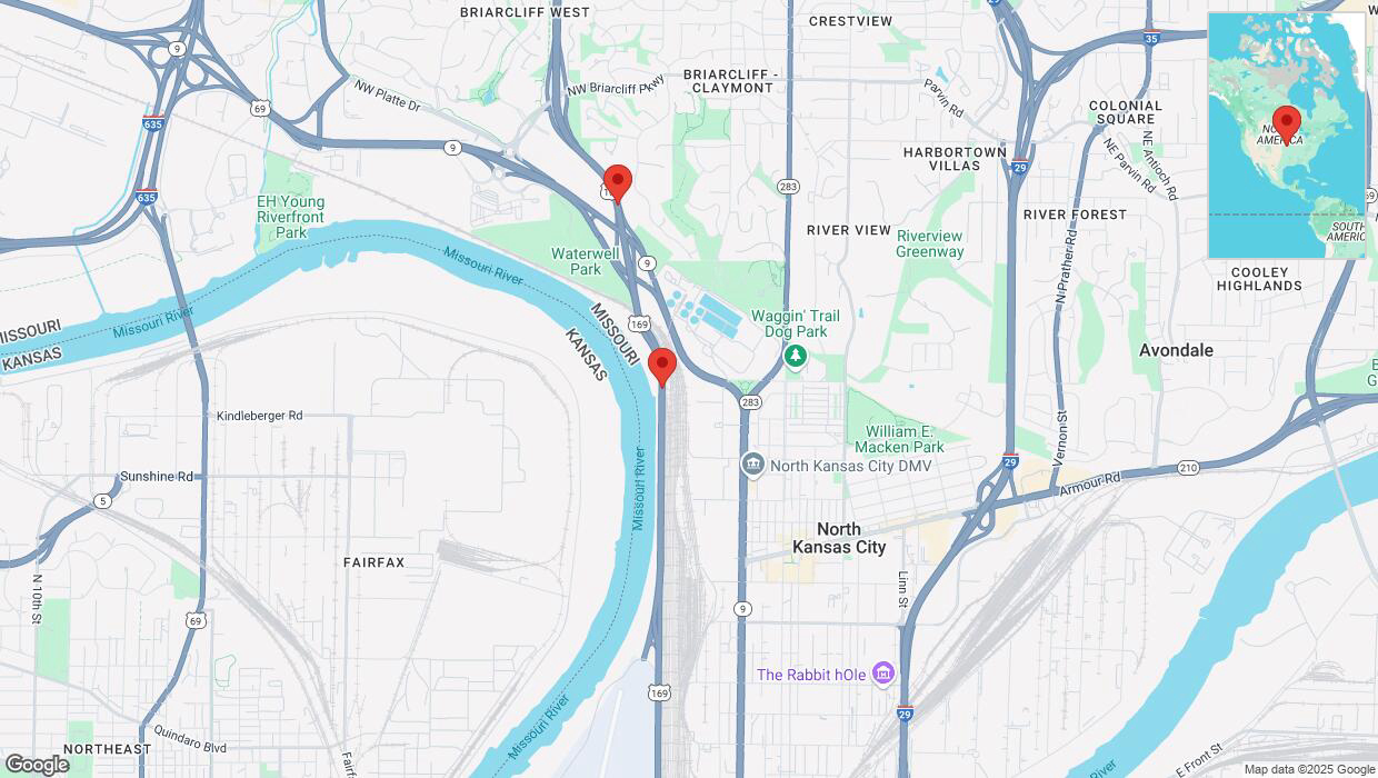 A detailed map that shows the affected road due to 'Heavy snowfall on northbound US-169 in North Kansas City' on February 17th at 11:49 p.m.
