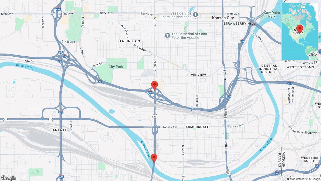 A detailed map that shows the affected road due to 'Heavy snowfall on southbound US-69 in Kansas City' on February 17th at 11:54 p.m.