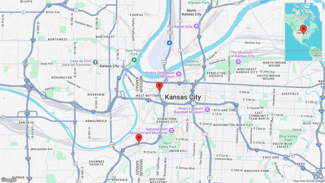 A detailed map that shows the affected road due to 'Heavy snowfall on southbound I-35 in Kansas City' on February 17th at 11:54 p.m.