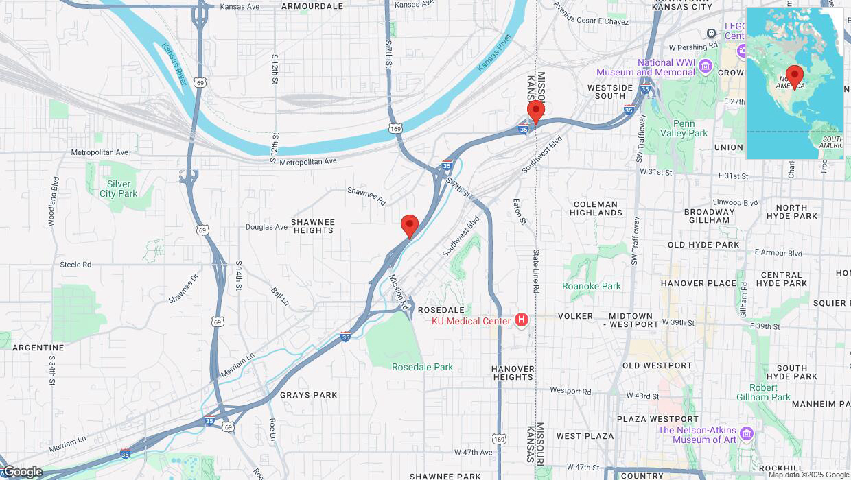 A detailed map that shows the affected road due to 'Heavy snowfall on northbound I-35 in Kansas City' on February 18th at 6:33 p.m.