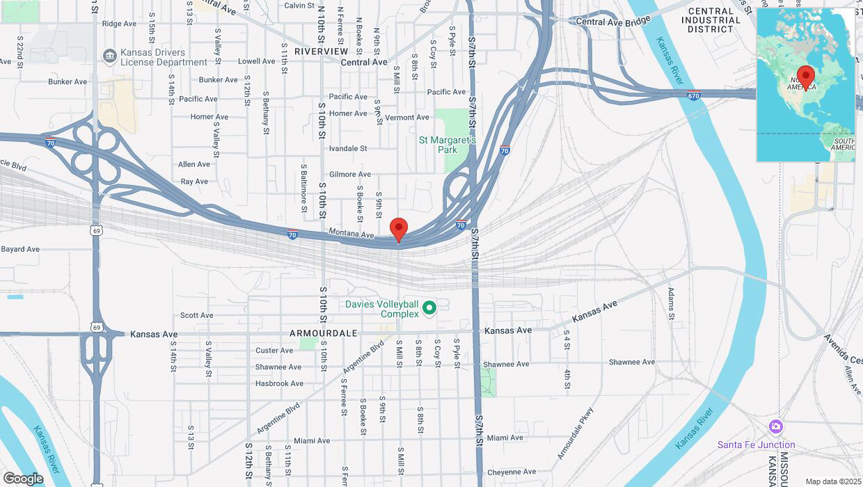 A detailed map that shows the affected road due to 'Heavy snowfall on eastbound I-670 in Kansas City' on February 18th at 6:51 p.m.