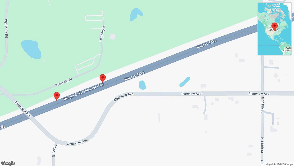 A detailed map that shows the affected road due to 'Broken down vehicle on westbound I-70 in Bonner Springs' on February 24th at 7:52 p.m.