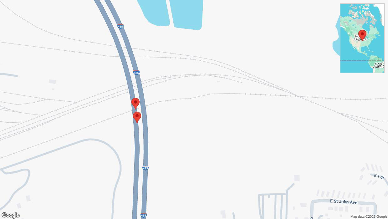 A detailed map that shows the affected road due to 'Broken down vehicle on southbound I-435 in Kansas City' on February 28th at 11:29 p.m.
