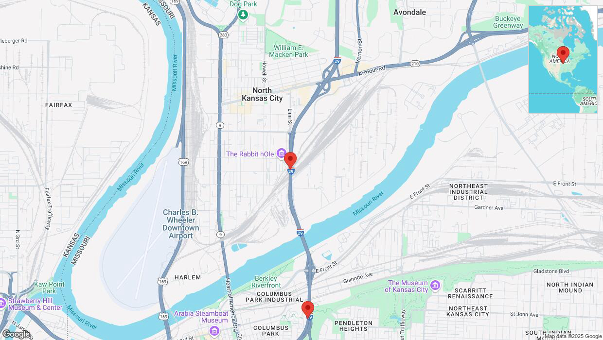 A detailed map that shows the affected road due to 'Heavy rain prompts traffic warning on southbound I-29/I-35 in North Kansas City' on March 4th at 4:08 p.m.