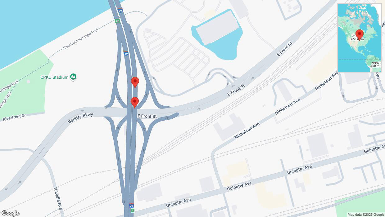 A detailed map that shows the affected road due to 'Broken down vehicle on northbound I-29/I-35 in Kansas City' on March 4th at 9:54 p.m.