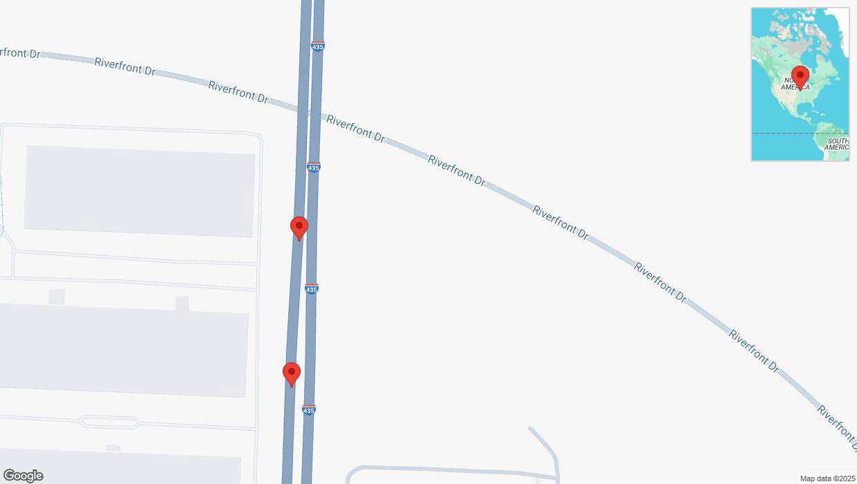 A detailed map that shows the affected road due to 'Broken down vehicle on southbound I-435 in Kansas City' on March 24th at 10:24 p.m.