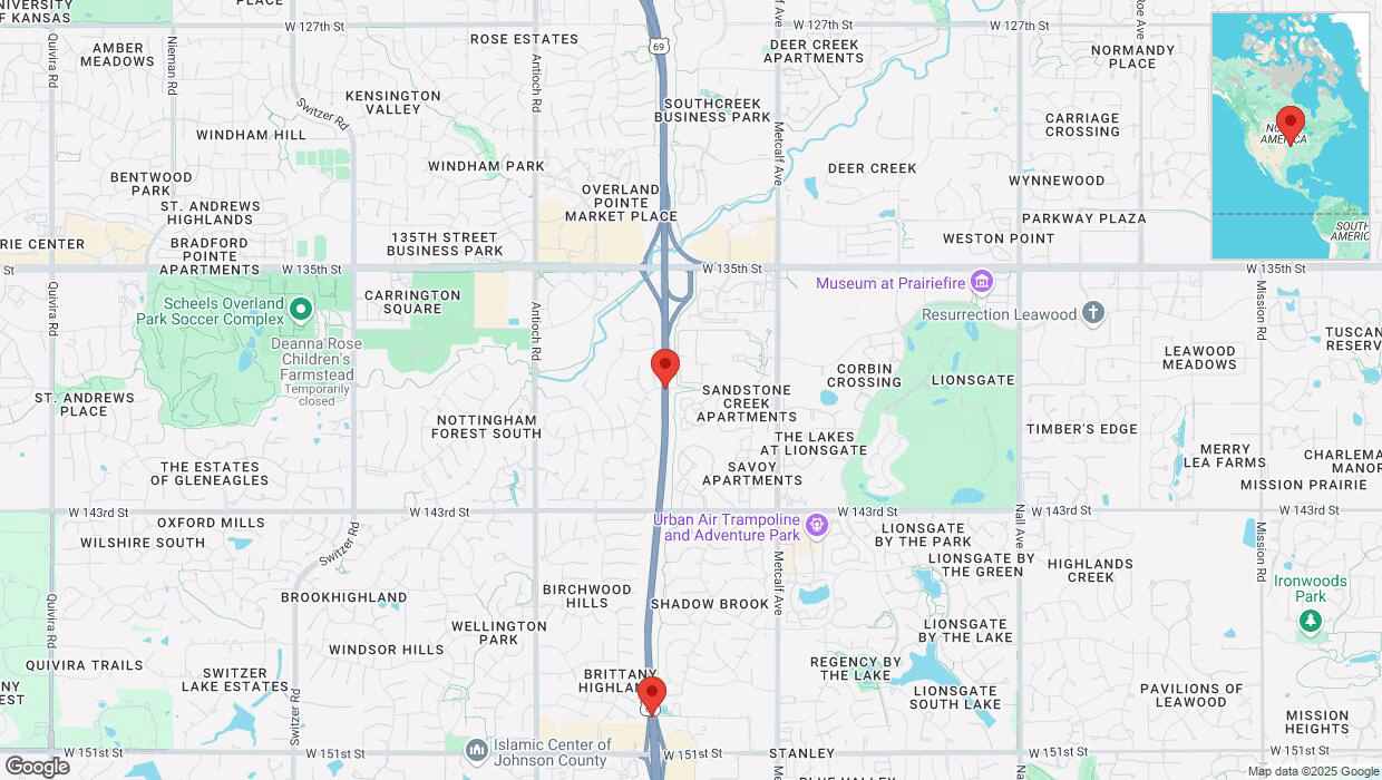 A detailed map that shows the affected road due to 'Lane on US-69 closed in Overland Park' on March 31st at 9:35 p.m.