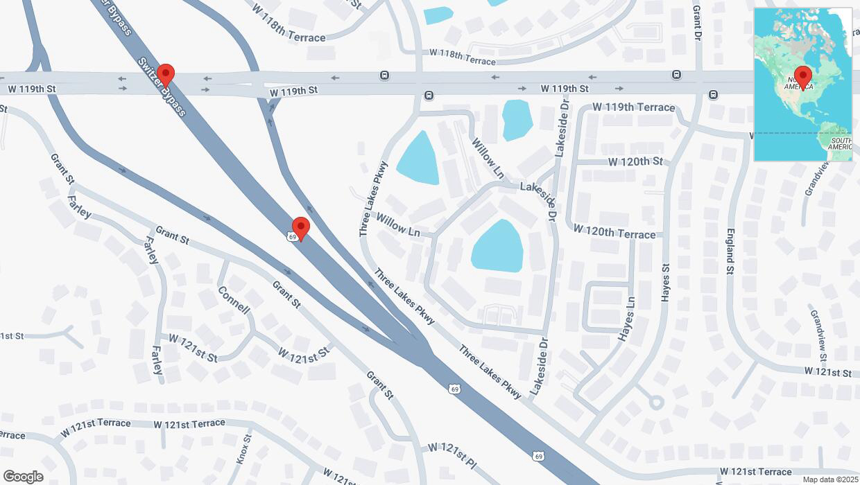A detailed map that shows the affected road due to 'Broken down vehicle on northbound US-69 in Overland Park' on March 31st at 6:29 p.m.