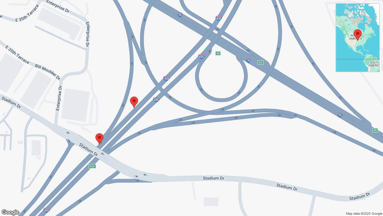 A detailed map that shows the affected road due to 'Broken down vehicle on southbound I-435 in Kansas City' on April 1st at 12:20 p.m.