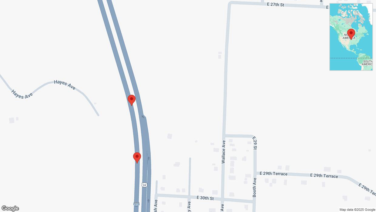 A detailed map that shows the affected road due to 'Broken down vehicle on southbound I-435 in Kansas City' on April 1st at 9:26 p.m.