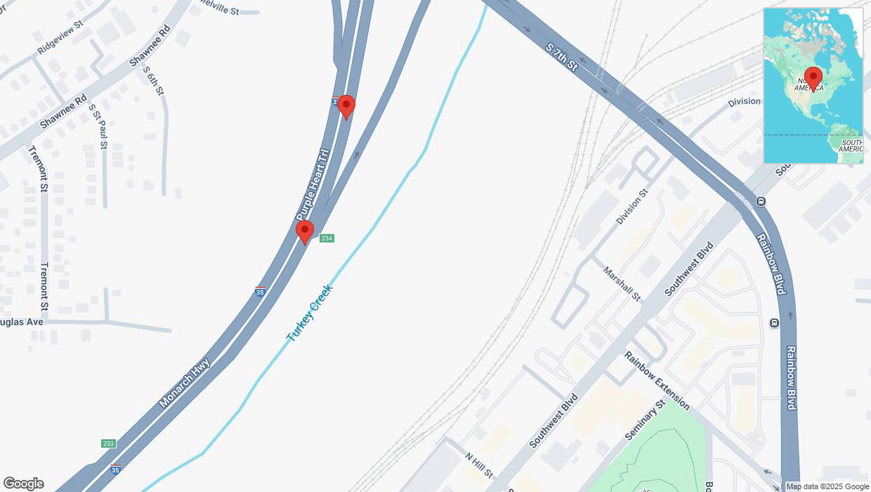 A detailed map that shows the affected road due to 'Broken down vehicle on northbound I-35 in Kansas City' on April 2nd at 4:38 p.m.